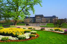 Deutschland, Sachsen, Dresden, Palast, Großer Garten, Lustschloss, Grünanlage, Natur