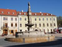 Slowakei, Bratislava, Altstadt, Hauptplatz, Maximiliansbrunnen, Rolandsbrunnen