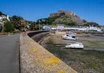 Jersey, Kanalinsel, Ärmelkanal, Kronbesitz der britischen Krone, Bucht von Saint-Malo, Saint Martin, Gorey, Mont Orgueil Castle, Schoss, Festung, Stolzer Berg, Gefängnis, Ausstellungsräume, Hafen
